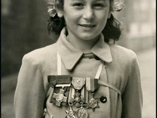 GC heroine’s medals on sale