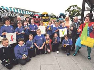 Young entrepreneurs set up stall