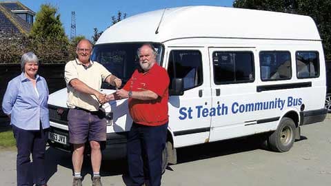 St Teath’s old bus to make heart felt journey to Kosovo | thepost.uk.com