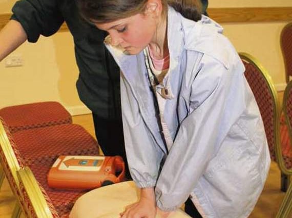 Vital skills shared at defibrillator session