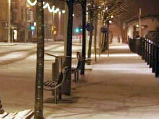 Eat out but don't stay out this New Years, says council leader