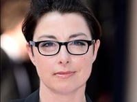Bodmin features in TV show on Sue Perkins’ family history 