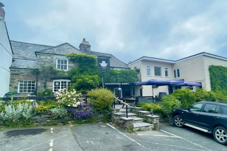 pubs cornwall