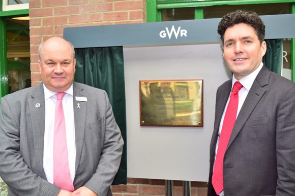 GWR Managing Director Mark Hopwood, left, with Rail Minister Huw Merriman 