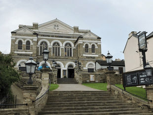 Pub vows comeback after licence suspension