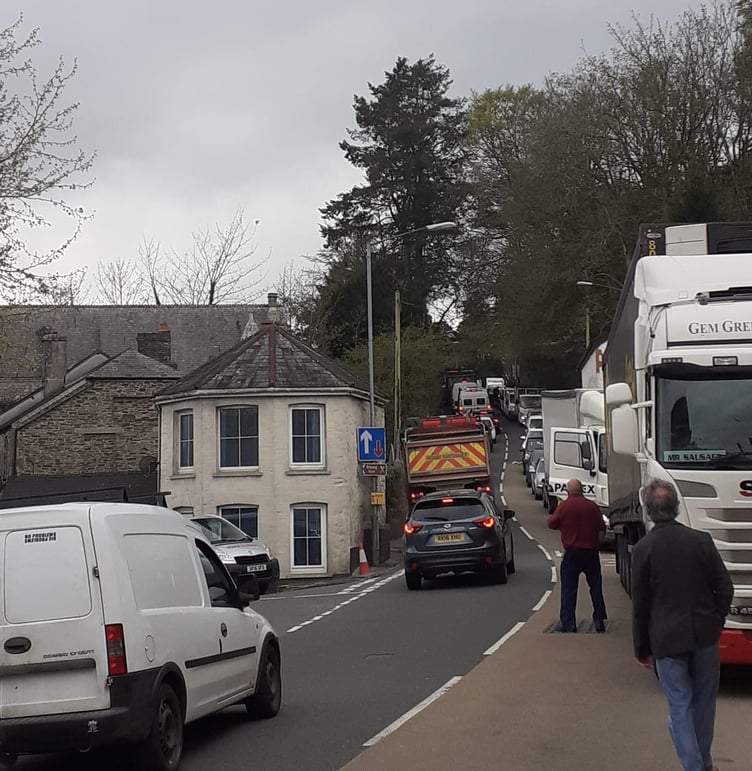 Traffic chaos caused by broken down lorry at Gunnislake on the A390.