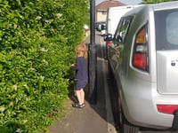 Charity calls for clutter free pavements
