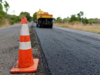 Advanced road closure warning 