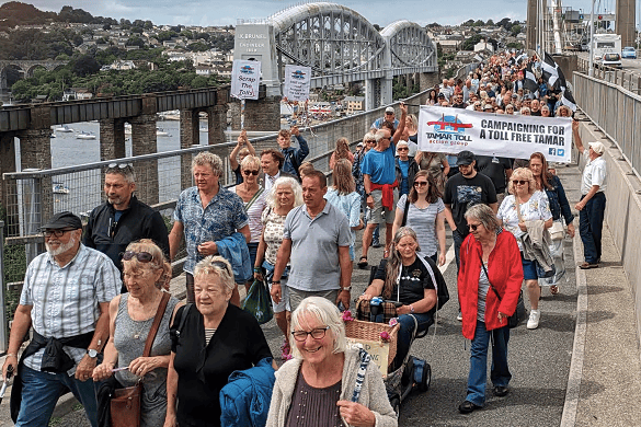 amar bridge protests against toll fees