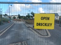 "Concrete curing" blamed for ongoing Bodmin road closure chaos