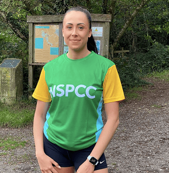 Cornish runner takes on London Marathon for children's charity