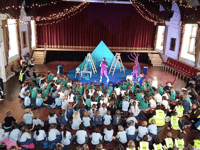 Hundreds of students receive visit from Arthur’s Club