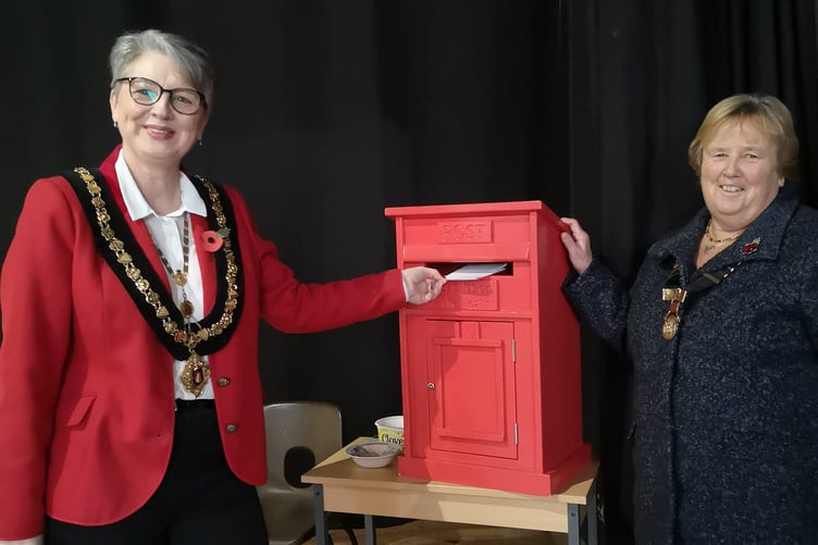 Launceston mayor posts Christmas letter