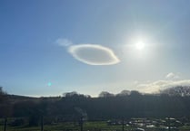 UFO cloud spotted hovering over Devon 
