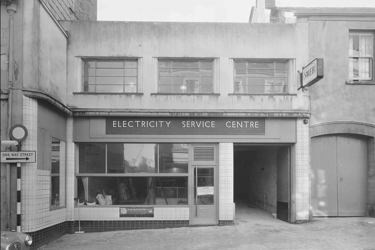 Local historian, photograph collector and Voice reader Barrie Doney has no shortage of pictures and stories from Cornwall’s past. Barrie said: “This was the SWEB show rooms at 52 Fore Street, now the Heart Foundation Centre. Up behind was the town fire siren and under the floor at the rear of the shop is a submerged petrol tank that supplied the vans at the time.”