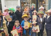 Liskeard Radio: A successful 'Easter Bonnet' parade