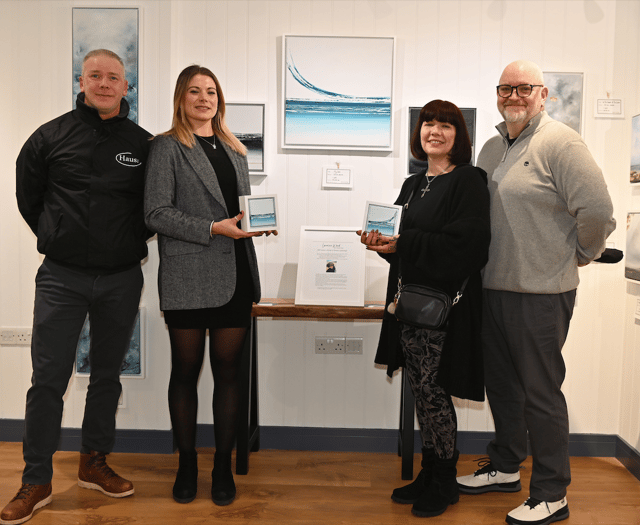 Artist teams up with local business to launch new art gallery