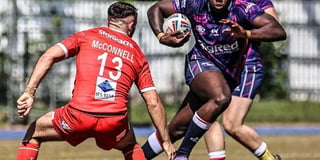 Cornwall snap up Courage Mkuhlani for the rest of the season