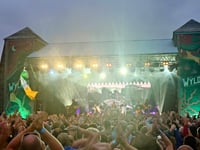 Simple Minds perform in Cornwall for the first time in 40 years