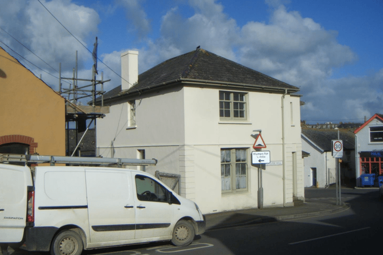 The property in Bude subject to the proposals to remove the chimney