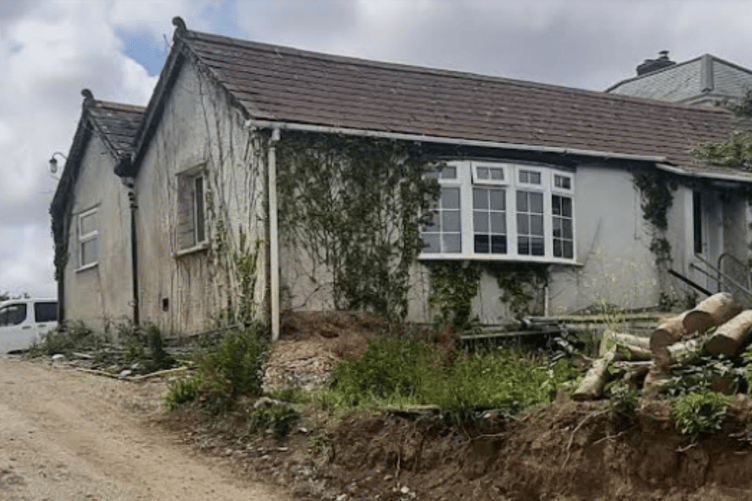 The dwelling proposed for demolition