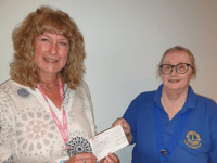 Lions support childhood bereavement charity with donation