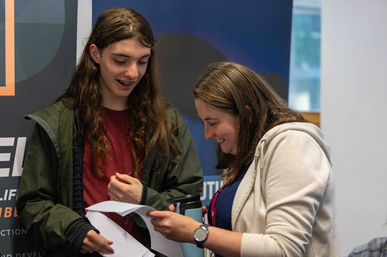 Muki with his results