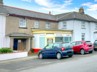Former ice cream parlour set to go under the hammer