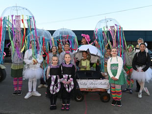 Launceston Carnival brings colour to the darkening evening