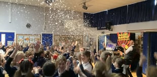 Students spread Christmas cheer 