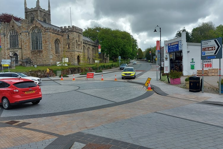 File image of a road closure on Church Square in Bodmin during a previous incident. (Picture: Aaron Greenaway)