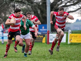 In-form Saints look to strike against leaders Devonport Services
