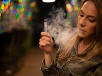 Website lets you share info about shops selling vapes to children