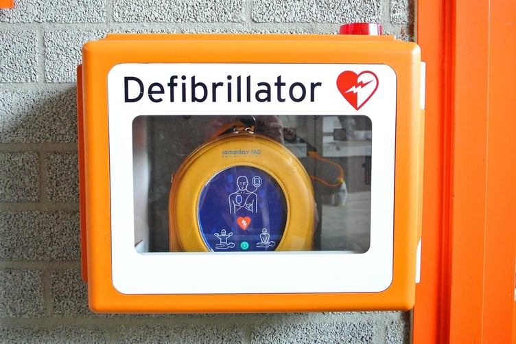 CALLINGTON Town Council has agreed to install a defibrillator at the Town Hall