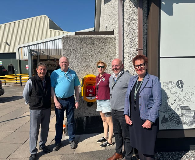 First public defibrillator installed in Tamar Valley community scheme 