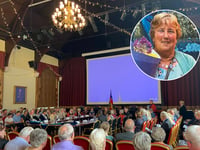 Community celebrated as new mayor selected