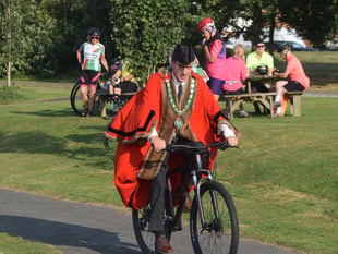 Charity ride success with mayor's support