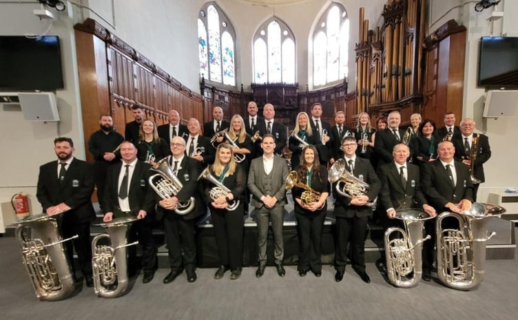 Roche Brass Band will be teaming up with the Sterts Singers this Saturday for Last Night of the Proms