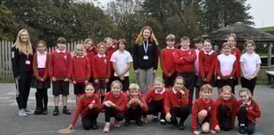 Students wowed after visit from inspirational local swimmer