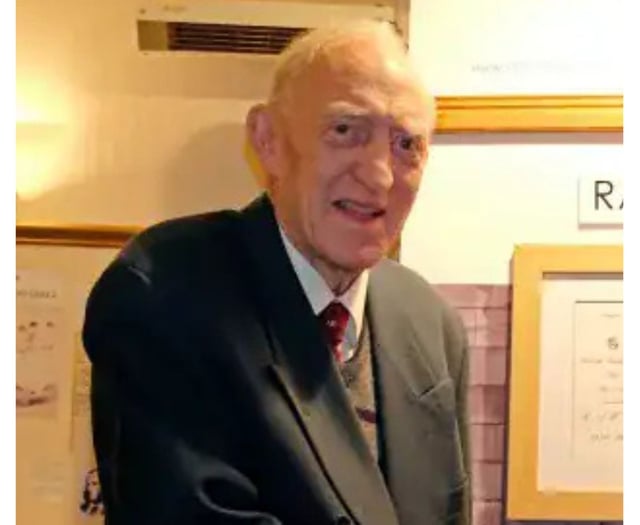 Tributes paid to former Cornwall and England rugby star