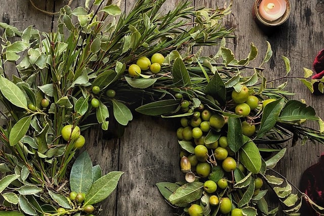 Christmas wreath making workshops to raise funds for charities
