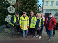 Lions help make town sparkle