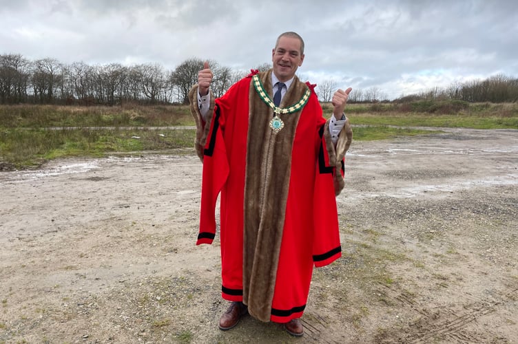 Thumbs up for the project from Cllr Jon Hutchings, the mayor of Holsworthy (Picture: Aaron Greenaway/Tindle)