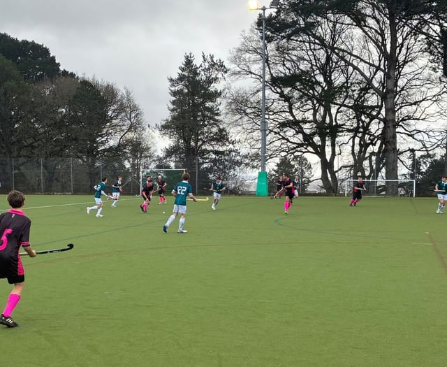 Seasiders battle hard despite defeat in Exeter