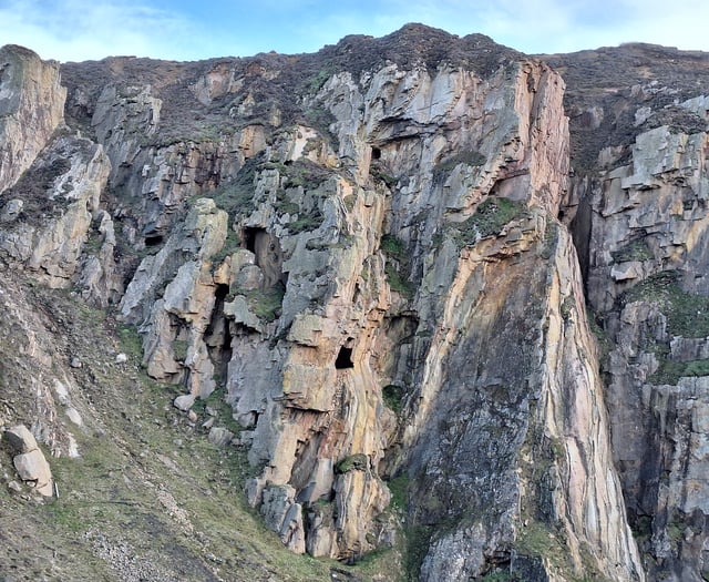 Henwyn tyller/Place names: Cligga Head 