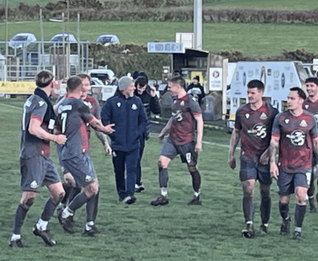 Blues dig deep to earn crucial three points in title race