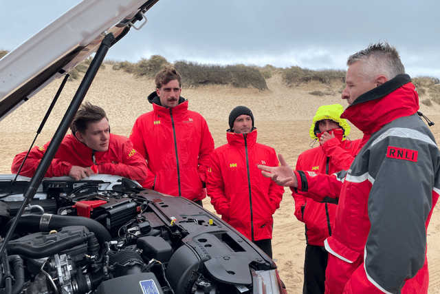RNLI lifeguard service marks 25th anniversary 