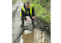 Councillor 'not mad, just disappointed' over state of Holsworthy's roads