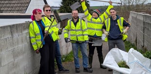 Former mayor declares 'war on weeds' 