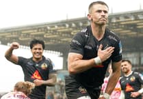 Skinner to continue in No.10 role at Chiefs